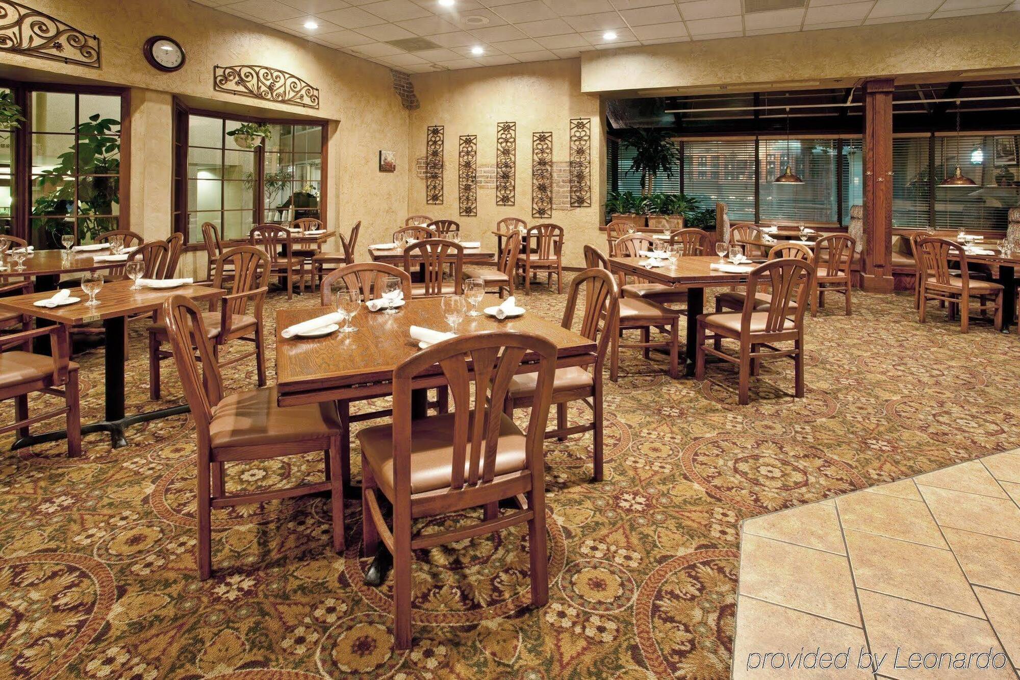 Holiday Inn & Suites Chicago-Carol Stream Wheaton By Ihg Buitenkant foto