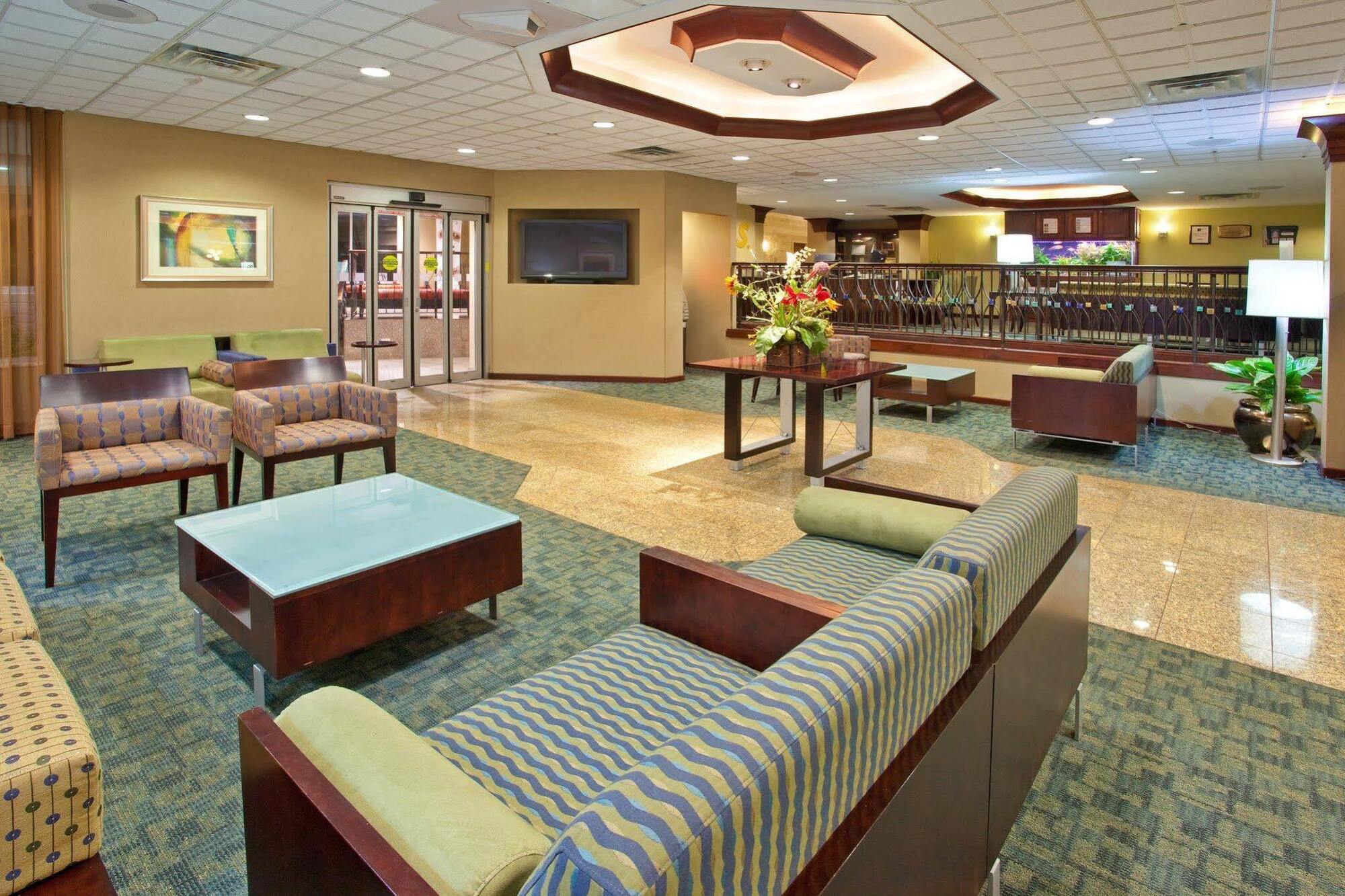 Holiday Inn & Suites Chicago-Carol Stream Wheaton By Ihg Buitenkant foto